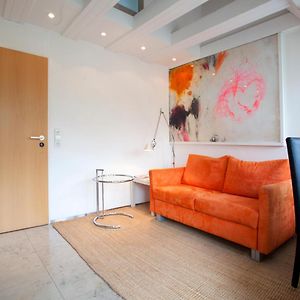 Standard Zimmer mit Kingsize-Bett